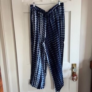 🫐SHEIN Curve navy/white tie dye side slits pants. Size 2XL.